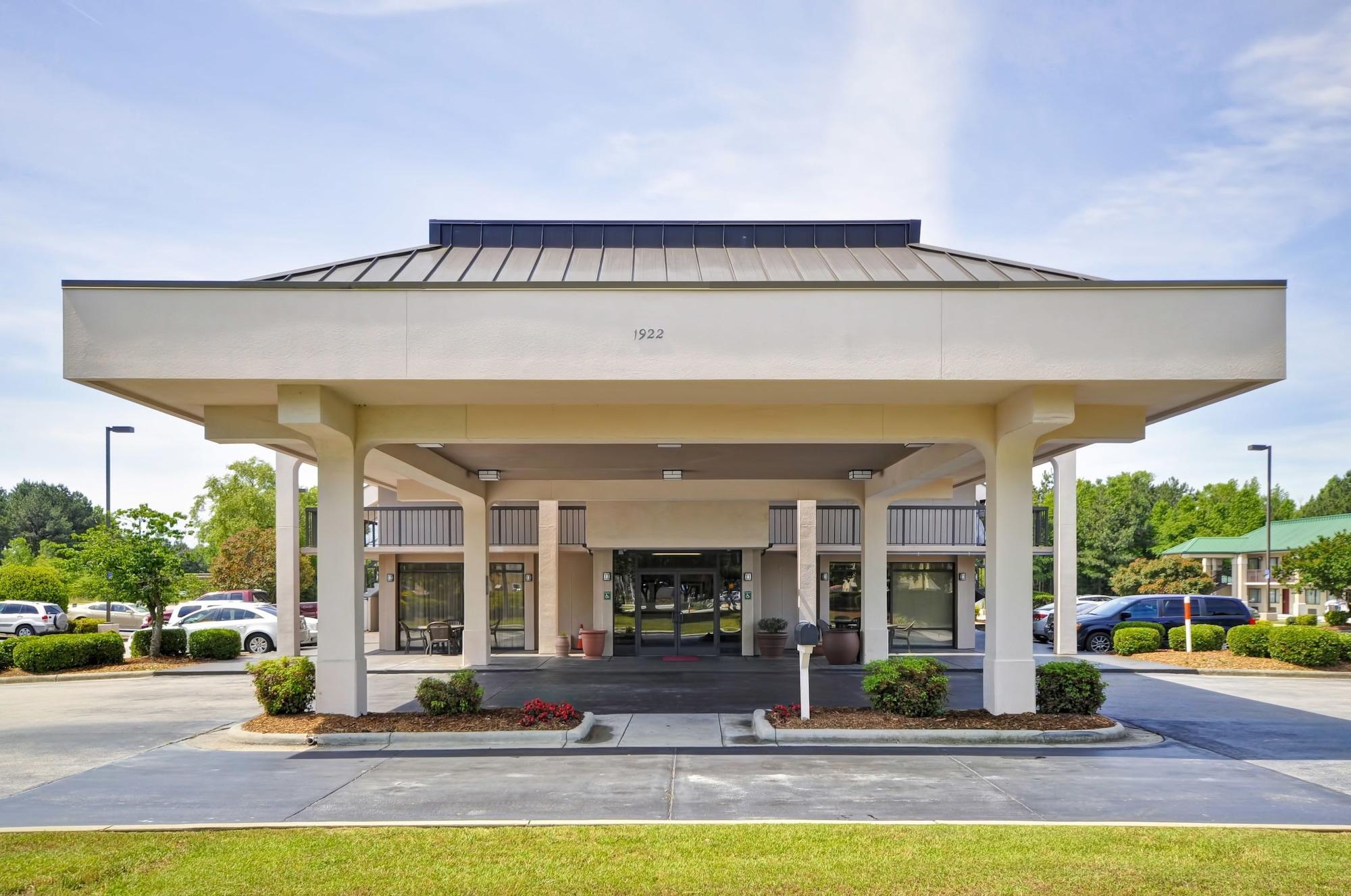 Motel 6 Fayetteville - I-95 Exterior photo